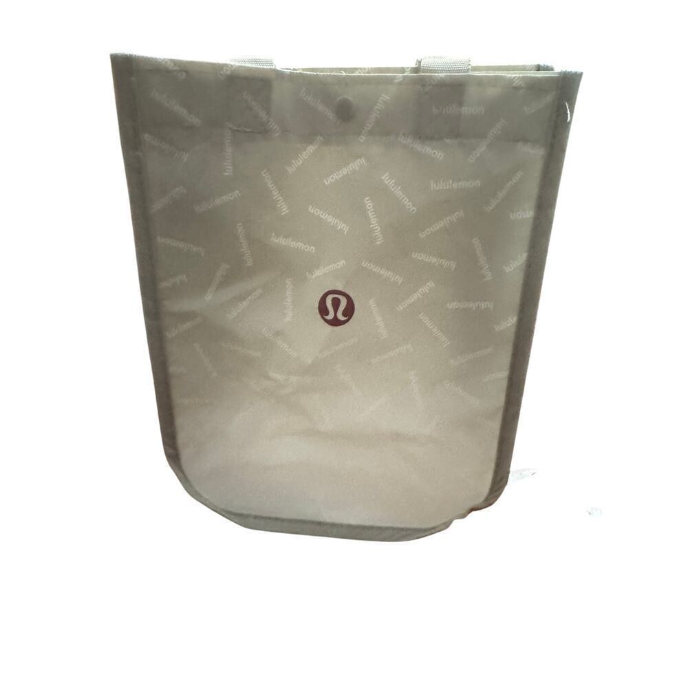 5/$25 EUC Lululemon Reusable Shopping Bag Snap Closure